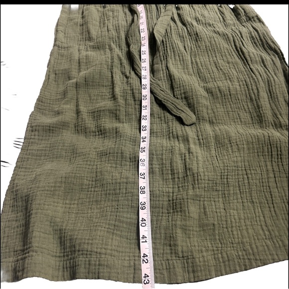 Universal Thread dress size medium but runs large - Picture 6 of 9